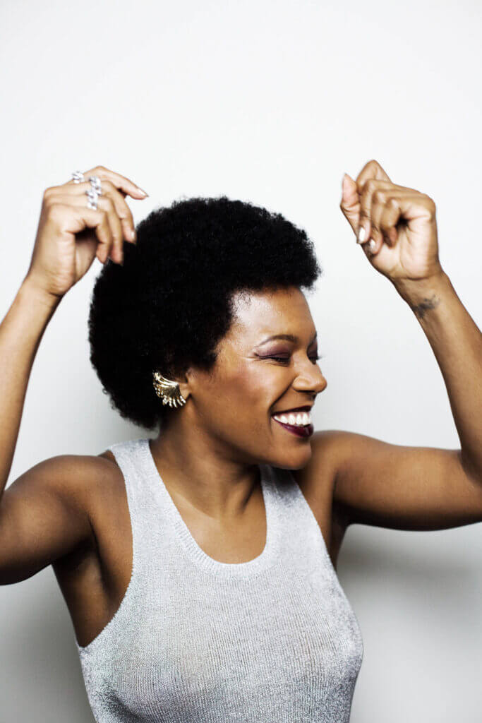 5706 HI RES Sylvain Norget - China Moses - NIGHTINTALES