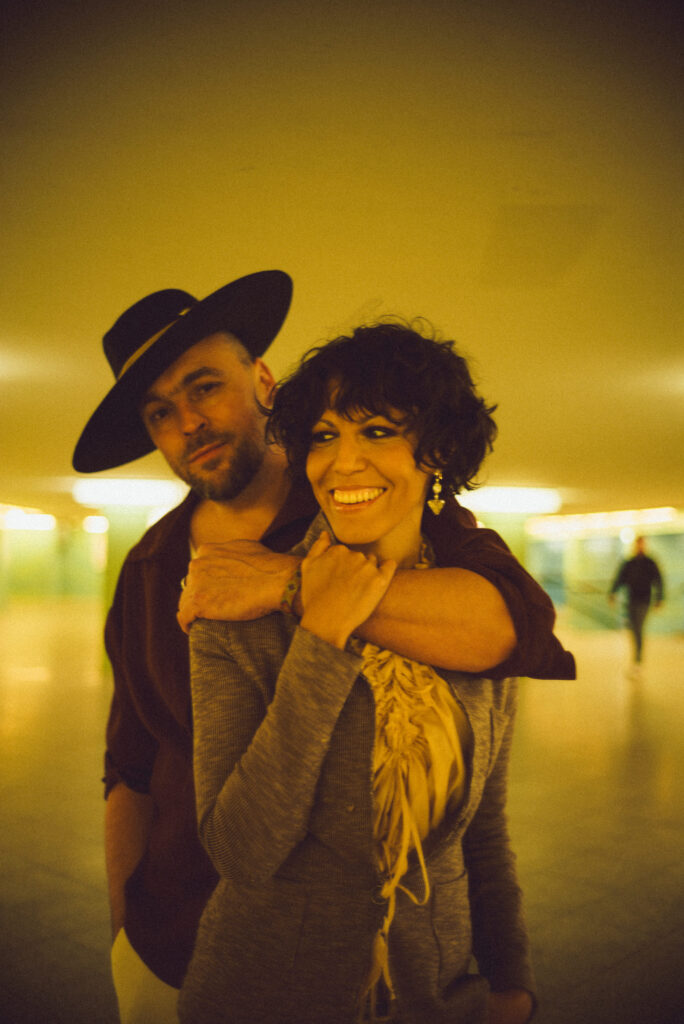 Pressefoto der Tour "Unsere Nacht" von Max Mutzke und Marialy Pacheco